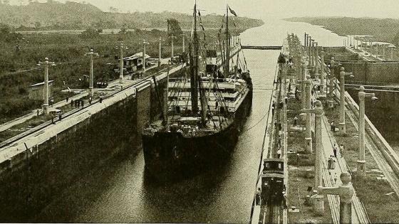 在1915年巴拿马运河的照片