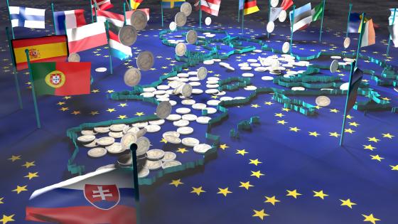 欧盟成员国旗帜,地图和欧元硬币
