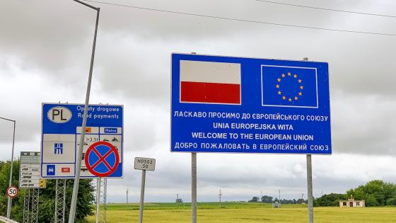欧盟旗帜Poland-Ukraine边界标志